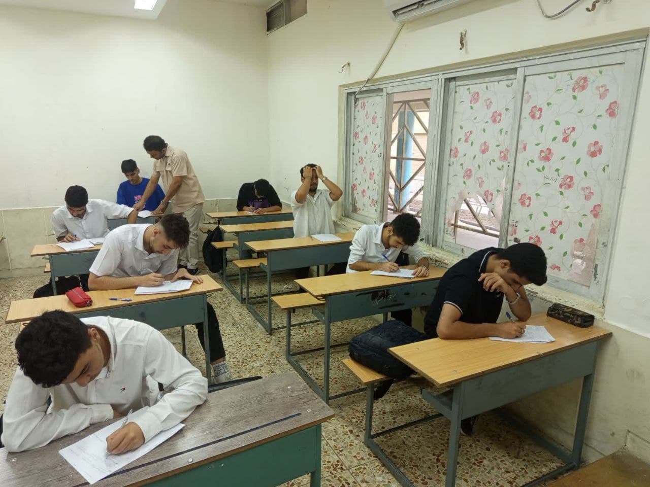 متوسطه دوم پسرانه شهدای بندر