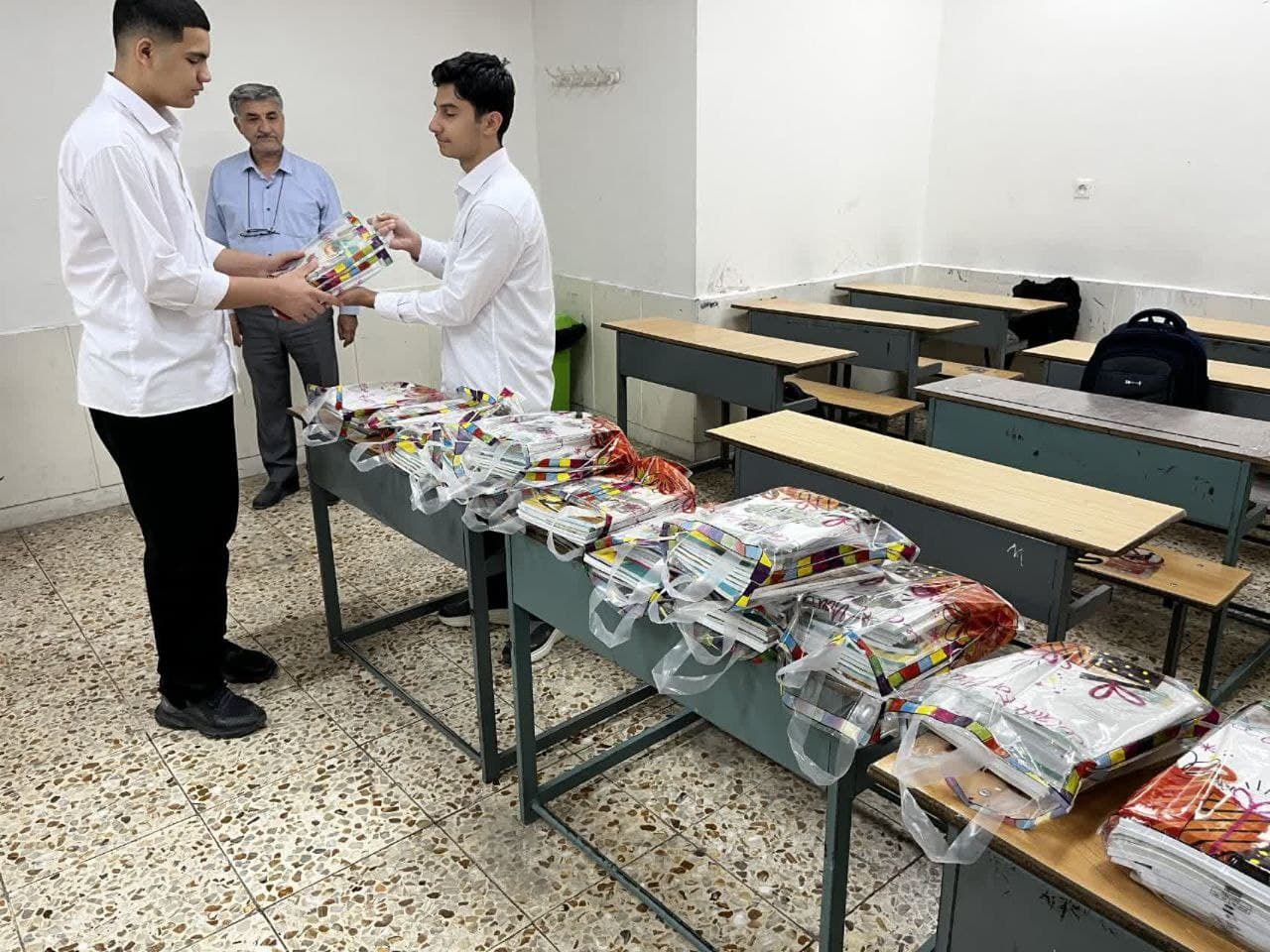 متوسطه دوم پسرانه شهدای بندر